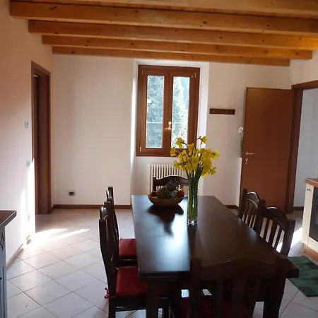 Casa Vanessa דירה בלאג'יו